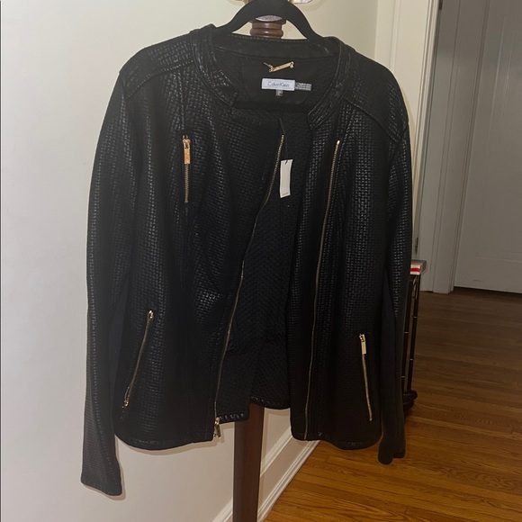 Calvin Klein Jackets & Blazers - Calvin Klein Textured Black Leather Jacket